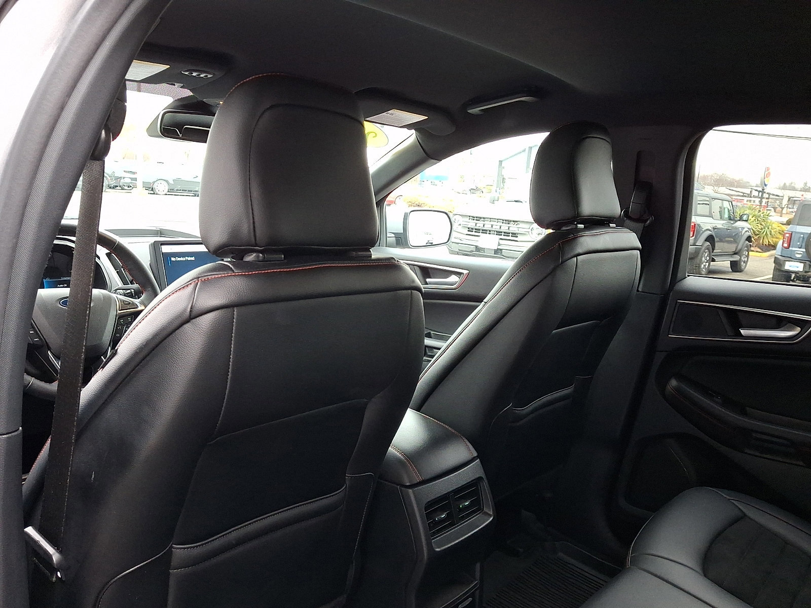 Certified 2022 Ford Edge ST-Line image 12