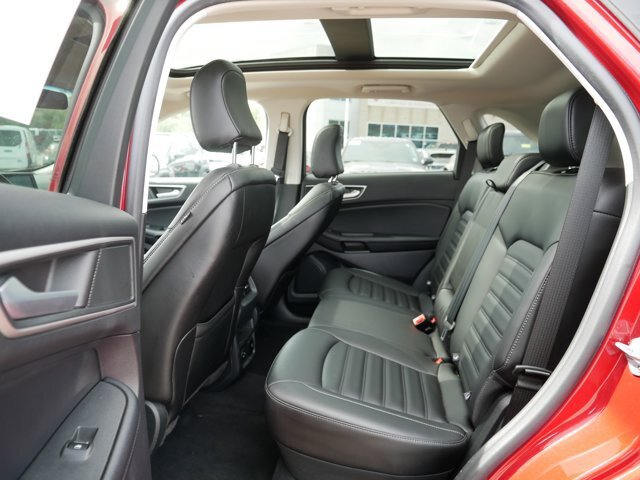 Certified 2022 Ford Edge SEL w/ Convenience Package AWD/4WD image 16