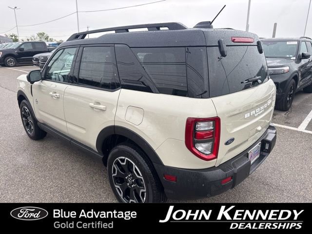 Certified 2025 Ford Bronco Sport Outer Banks w/ Outer Banks Tech Package+ AWD/4WD image 3