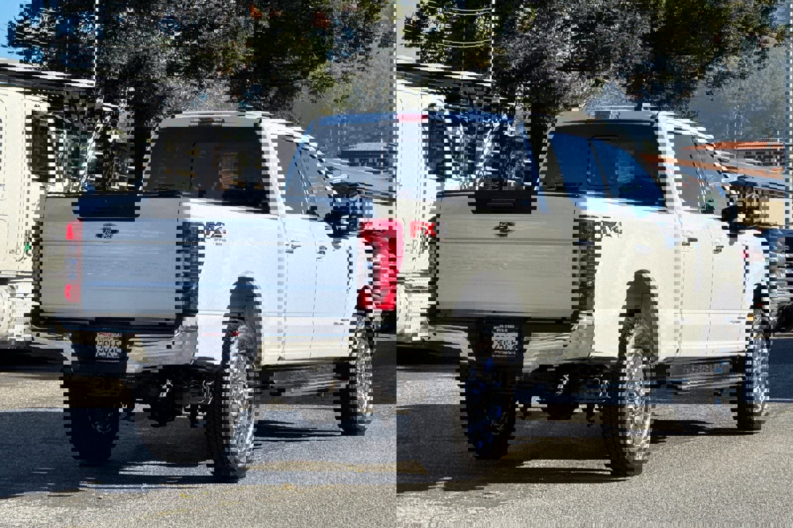 Certified 2021 Ford F250 Lariat w/ Lariat Ultimate Package image 4