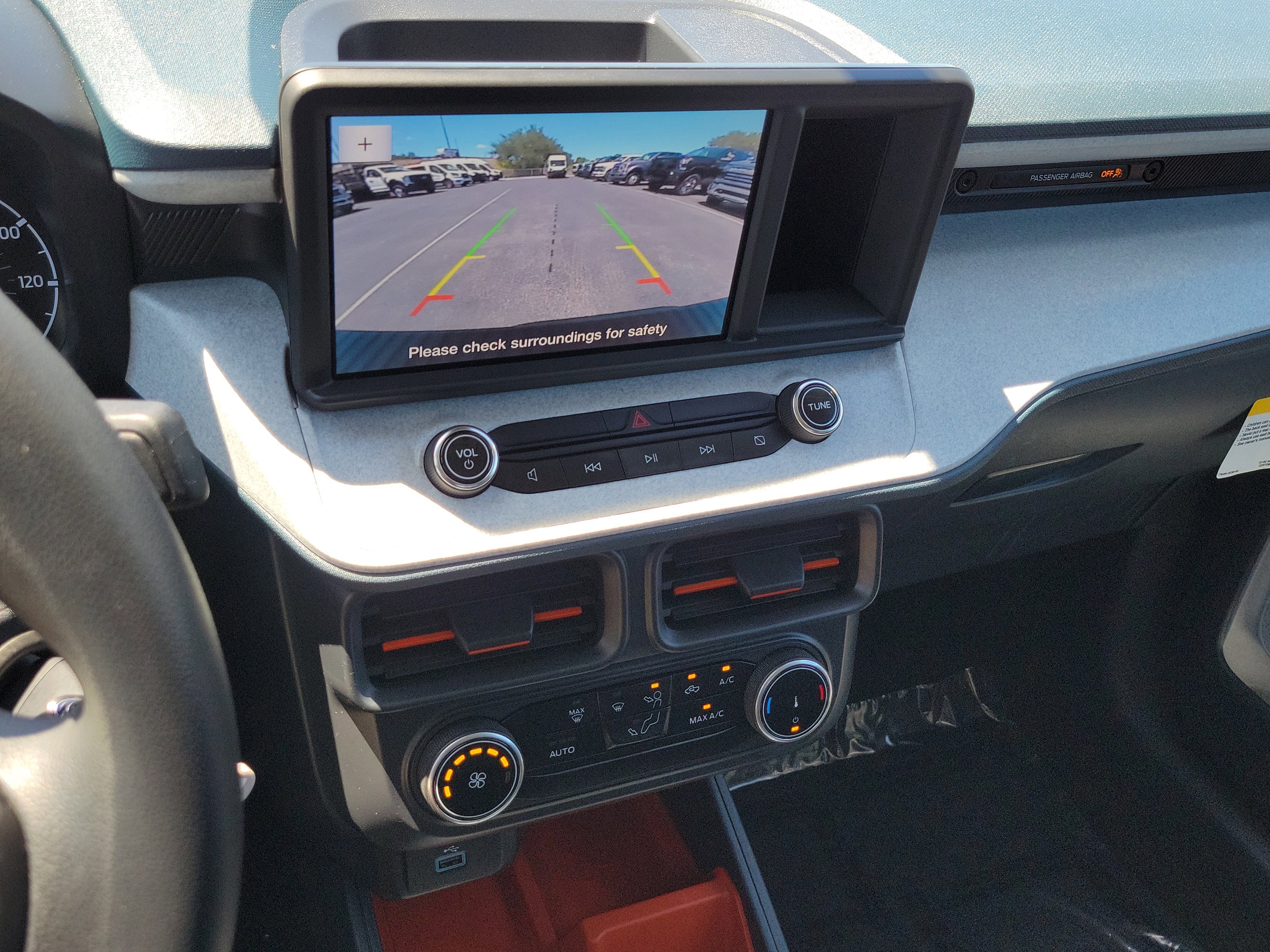 Certified 2024 Ford Maverick XLT FWD image 25