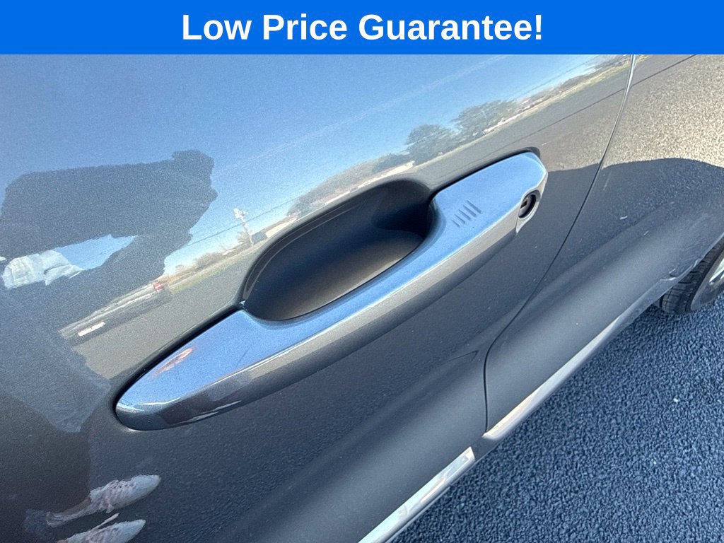 Certified 2023 Ford Escape ST-Line Select w/ Tech Pack #1 AWD/4WD image 16