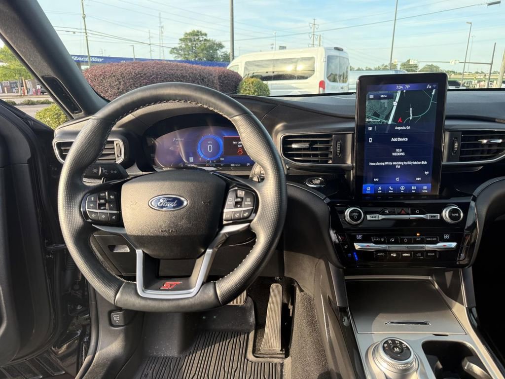 Certified 2021 Ford Explorer ST w/ Equipment Group 401A AWD/4WD image 17
