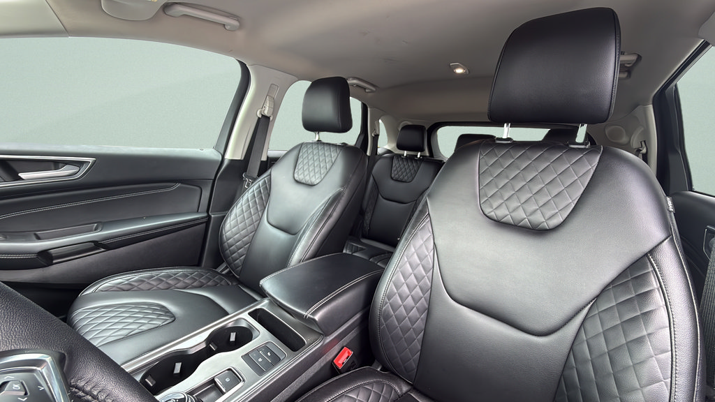 Certified 2024 Ford Edge Titanium AWD/4WD image 18