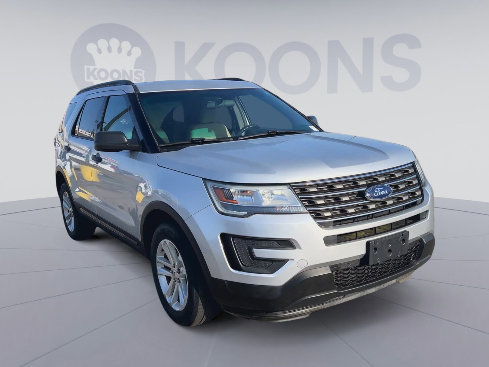 Certified 2017 Ford Explorer 4WD image 2