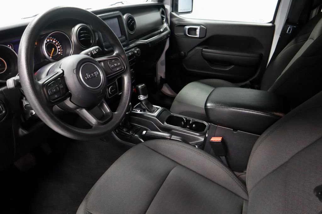 Used 2022 Jeep Wrangler Unlimited Sport AWD/4WD image 22