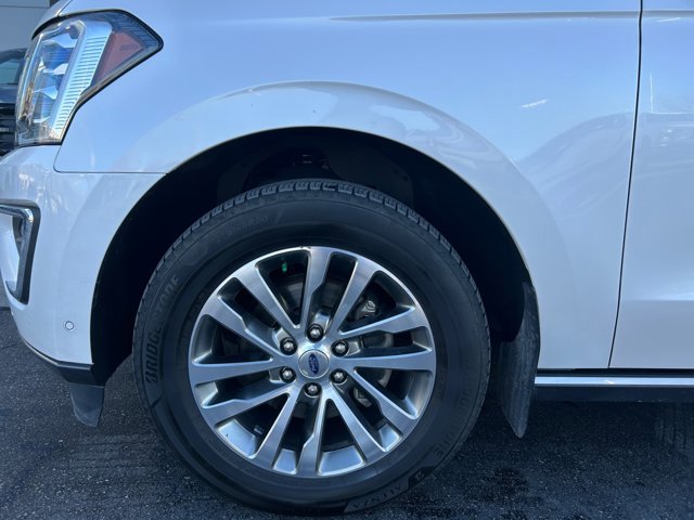 Certified 2018 Ford Expedition Limited w/ Equipment Group 301A image 10