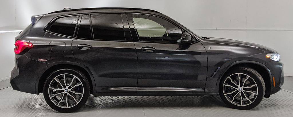 Used 2022 BMW X3 M40i w/ Premium Package image 2