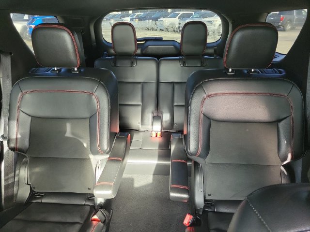 Certified 2022 Ford Explorer ST-Line w/ Class IV Trailer Tow Package RWD image 15