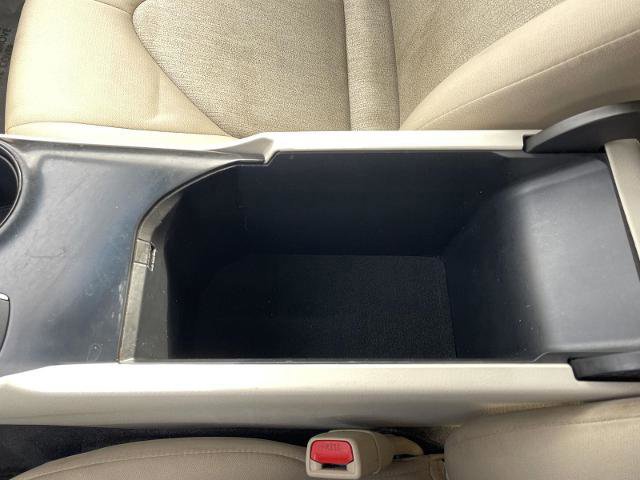 Used 2018 Toyota Camry LE image 28