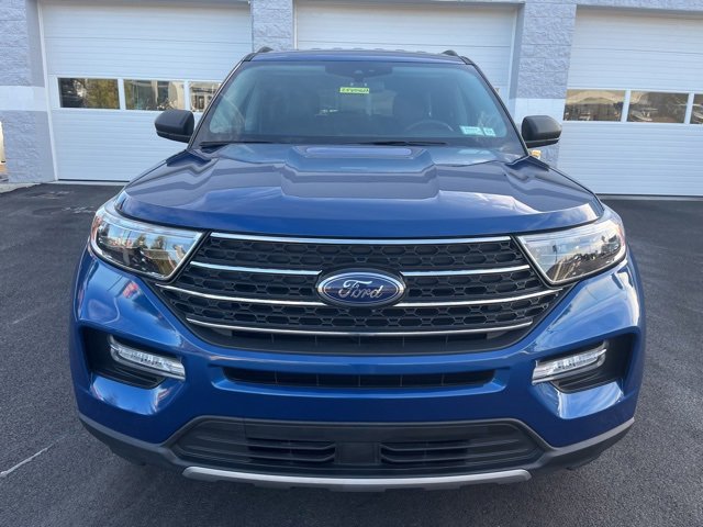 Certified 2022 Ford Explorer XLT w/ Equipment Group 202A image 10