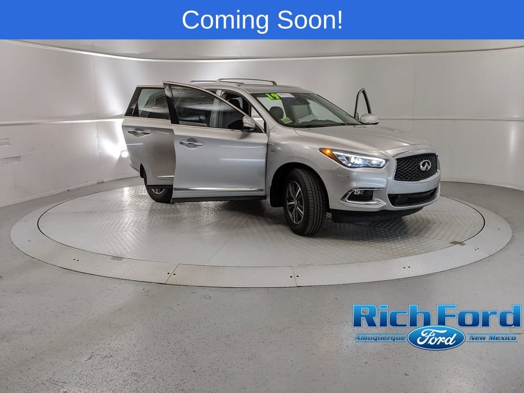 Used 2019 INFINITI QX60 Luxe w/ Essential Package image 7