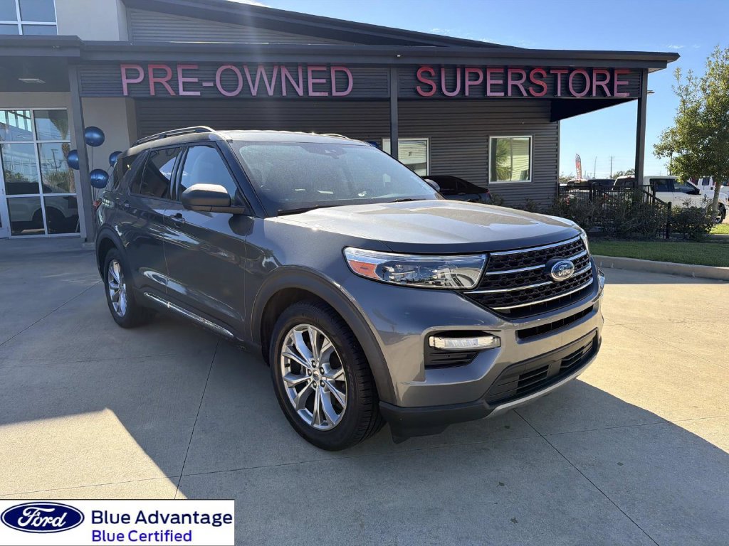 Certified 2021 Ford Explorer XLT w/ Equipment Group 202A