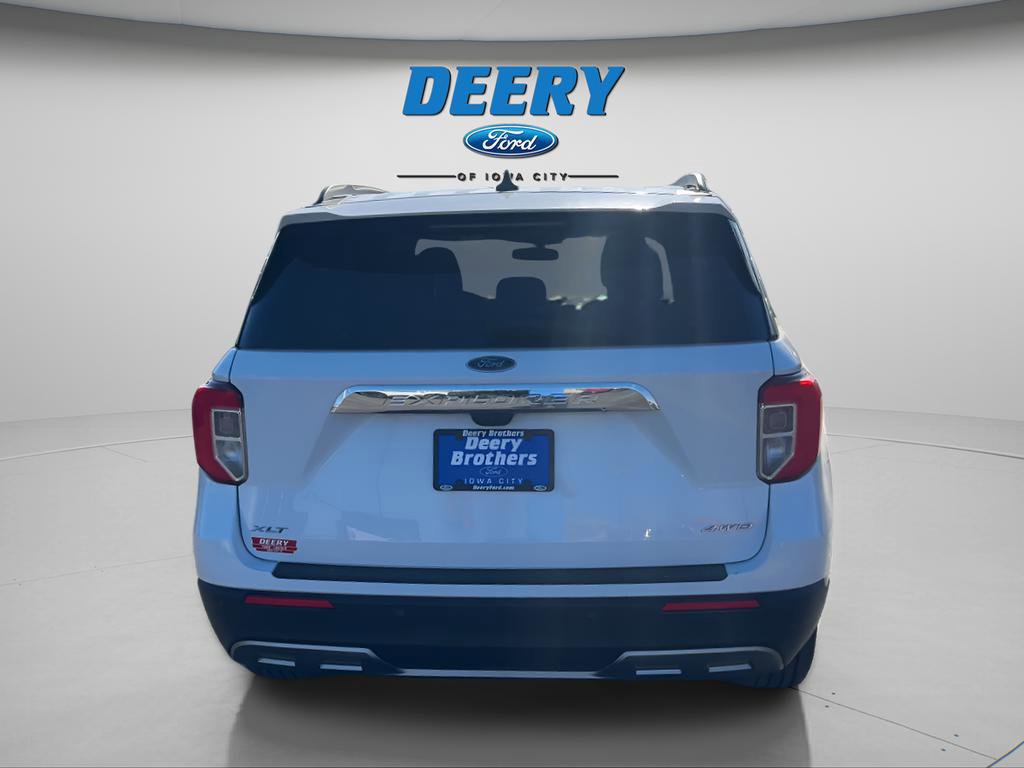 Certified 2023 Ford Explorer XLT w/ Equipment Group 202A image 7