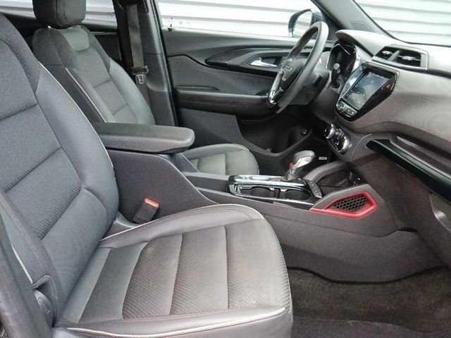 Used 2022 Chevrolet TrailBlazer RS w/ Sun and Liftgate Package image 31