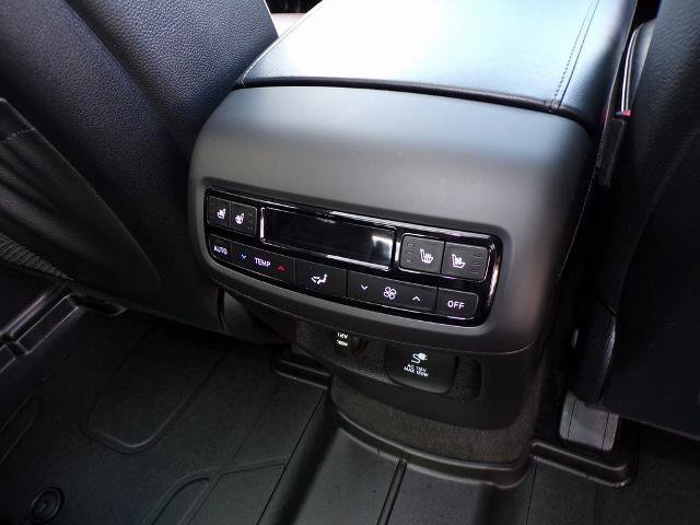 Used 2024 Hyundai Palisade Limited image 15