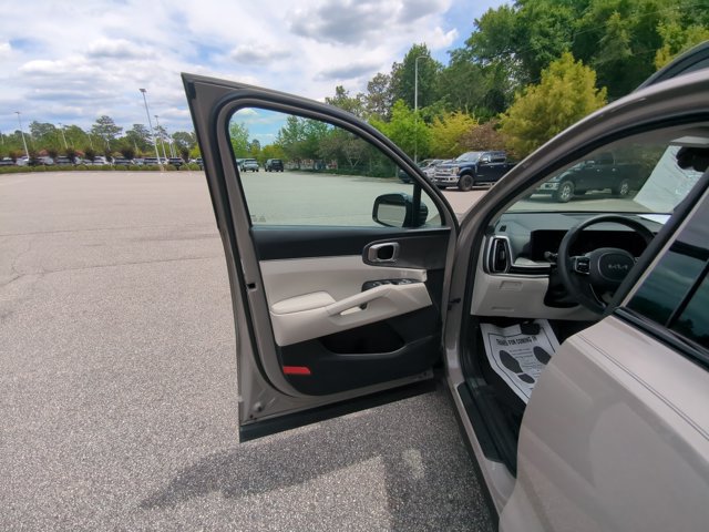 Used 2024 Kia Sorento X-Line EX AWD/4WD image 13