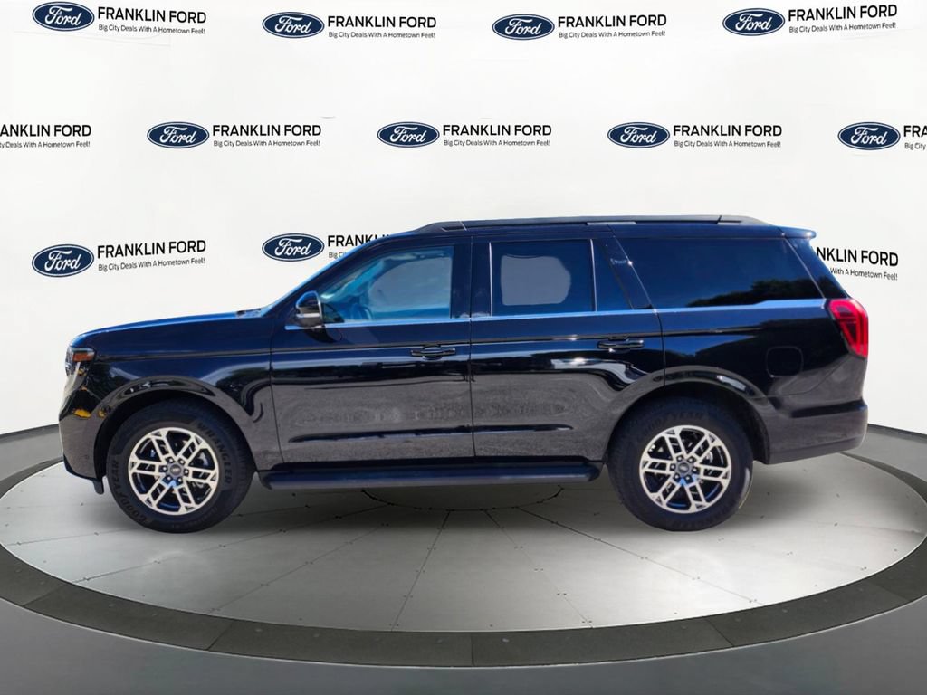 Certified 2025 Ford Expedition Active RWD image 2