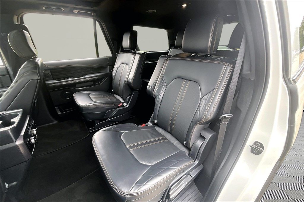 Certified 2024 Ford Expedition Platinum AWD/4WD image 26