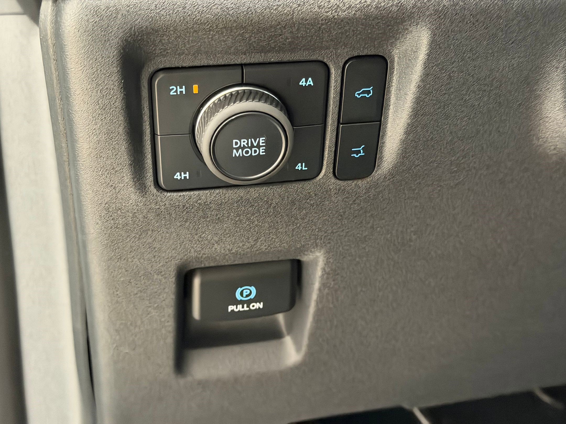 Certified 2025 Ford Expedition Max Active image 18