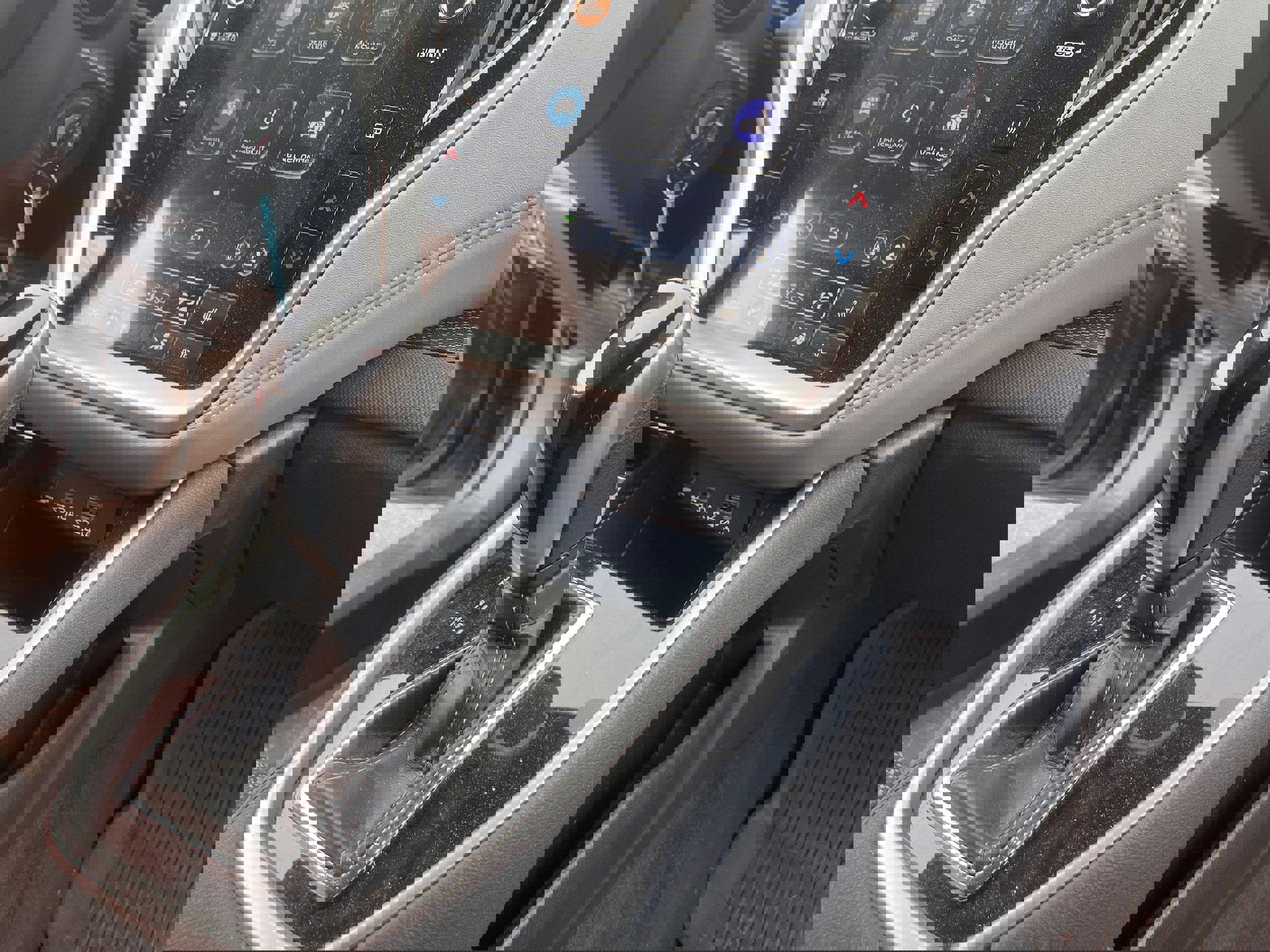 Used 2025 Subaru Outback Premium image 15