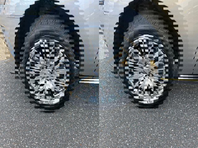 Certified 2024 Ford Expedition Limited image 33