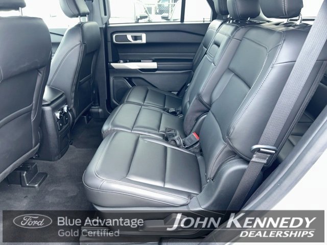 Certified 2022 Ford Explorer XLT w/ Equipment Group 202A image 35