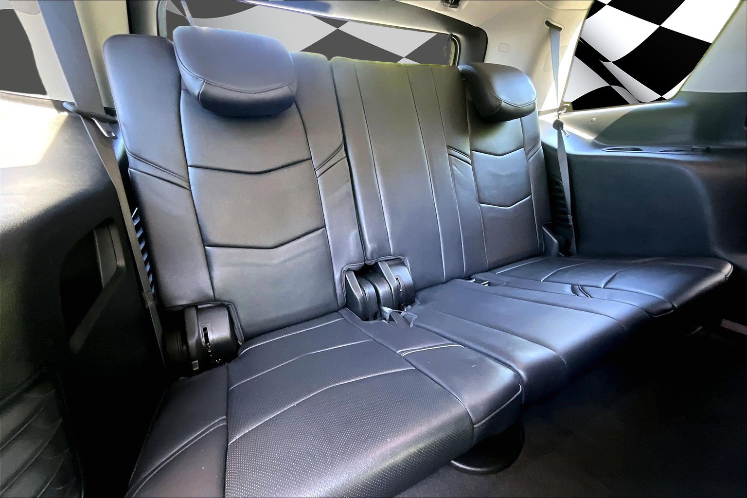 Used 2020 Cadillac Escalade Luxury AWD/4WD image 28