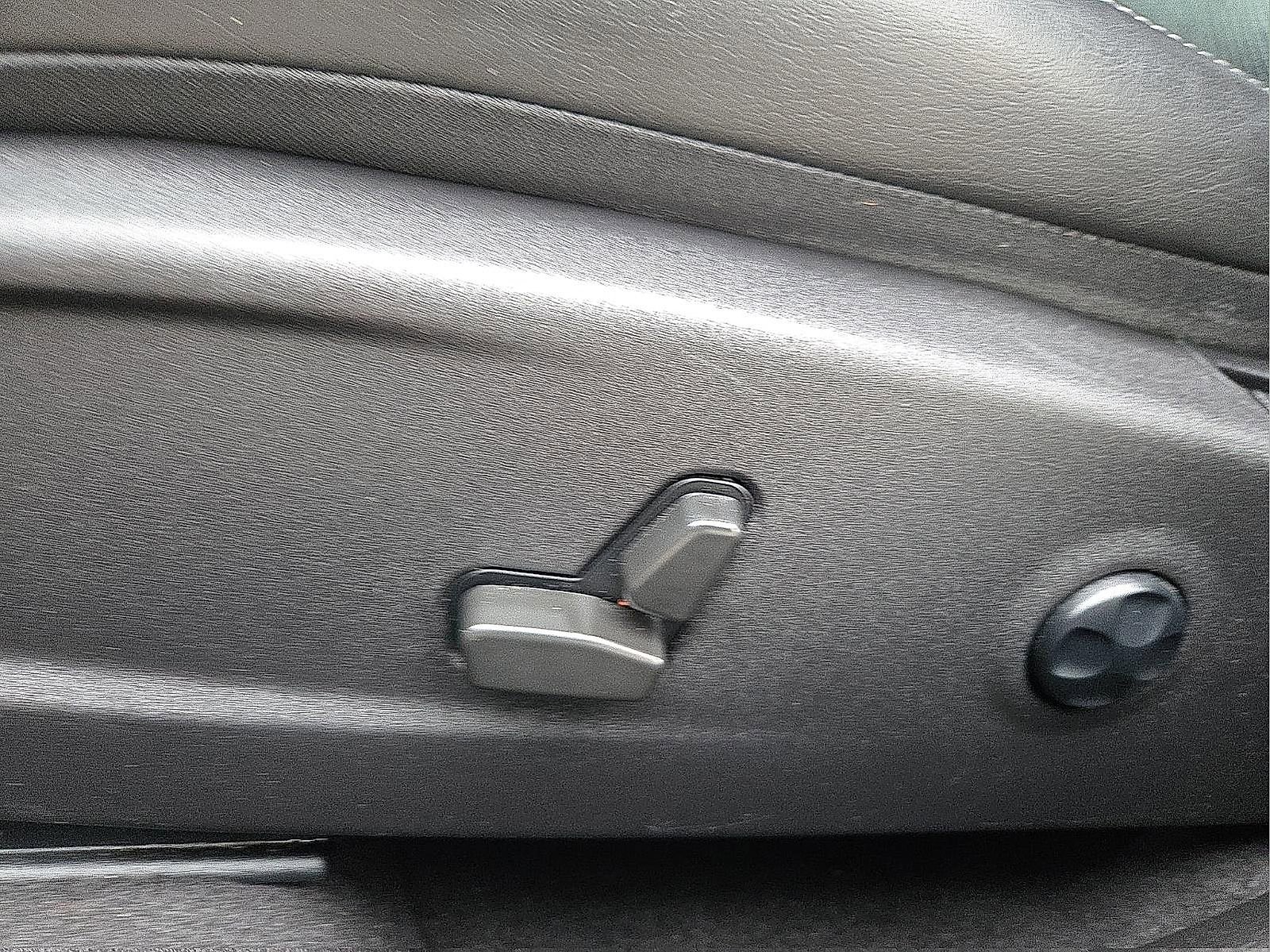 Used 2021 Dodge Charger SXT w/ Plus Group image 15