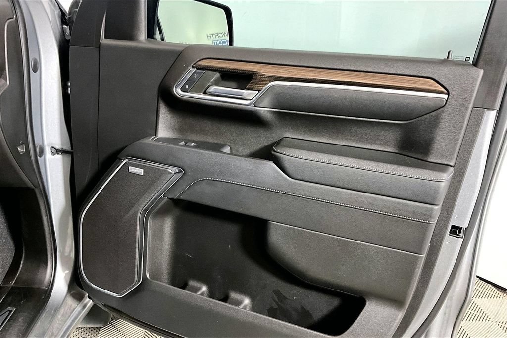 Used 2023 Chevrolet Silverado 1500 RST w/ Convenience Package II AWD/4WD image 19