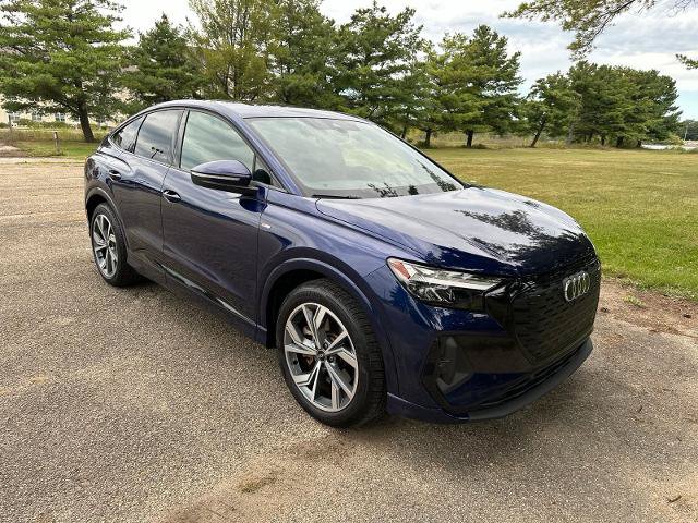 Used 2025 Audi Q4 e-tron Premium Plus AWD/4WD image 29