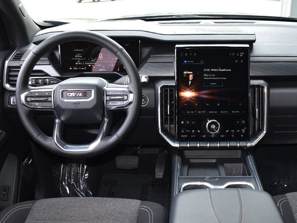 Used 2025 GMC Acadia Elevation AWD/4WD image 17