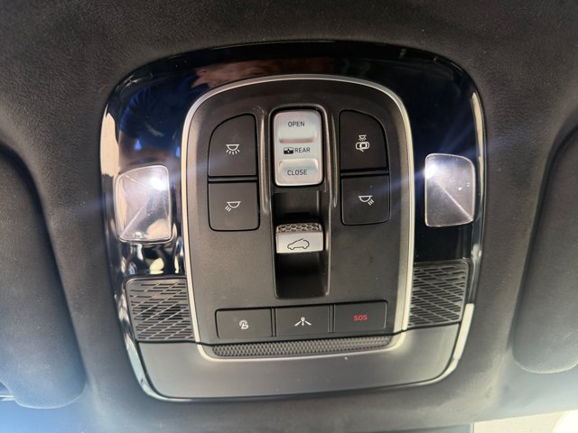Used 2021 Hyundai Palisade Calligraphy w/ Winter Package AWD/4WD image 19