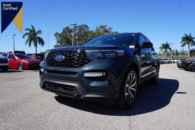 Certified 2023 Ford Explorer ST-Line w/ Class IV Trailer Tow Package image 1