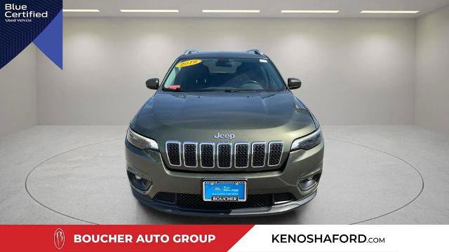 Used 2019 Jeep Cherokee Latitude Plus AWD/4WD image 2