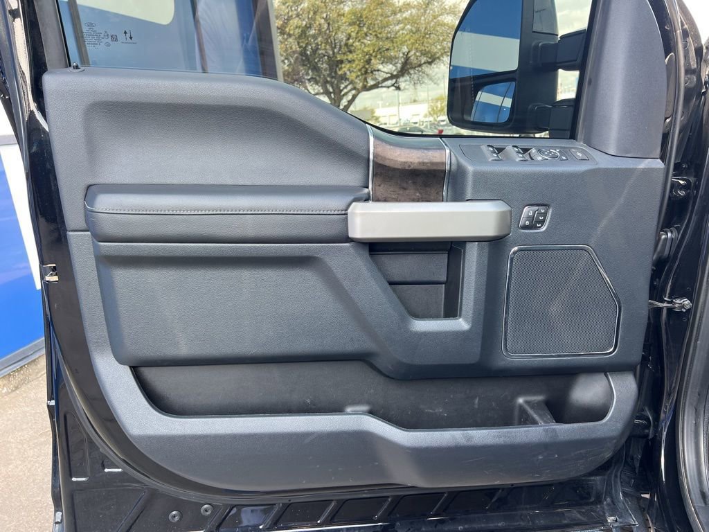 Certified 2022 Ford F250 Lariat w/ Tremor Off-Road Package image 21