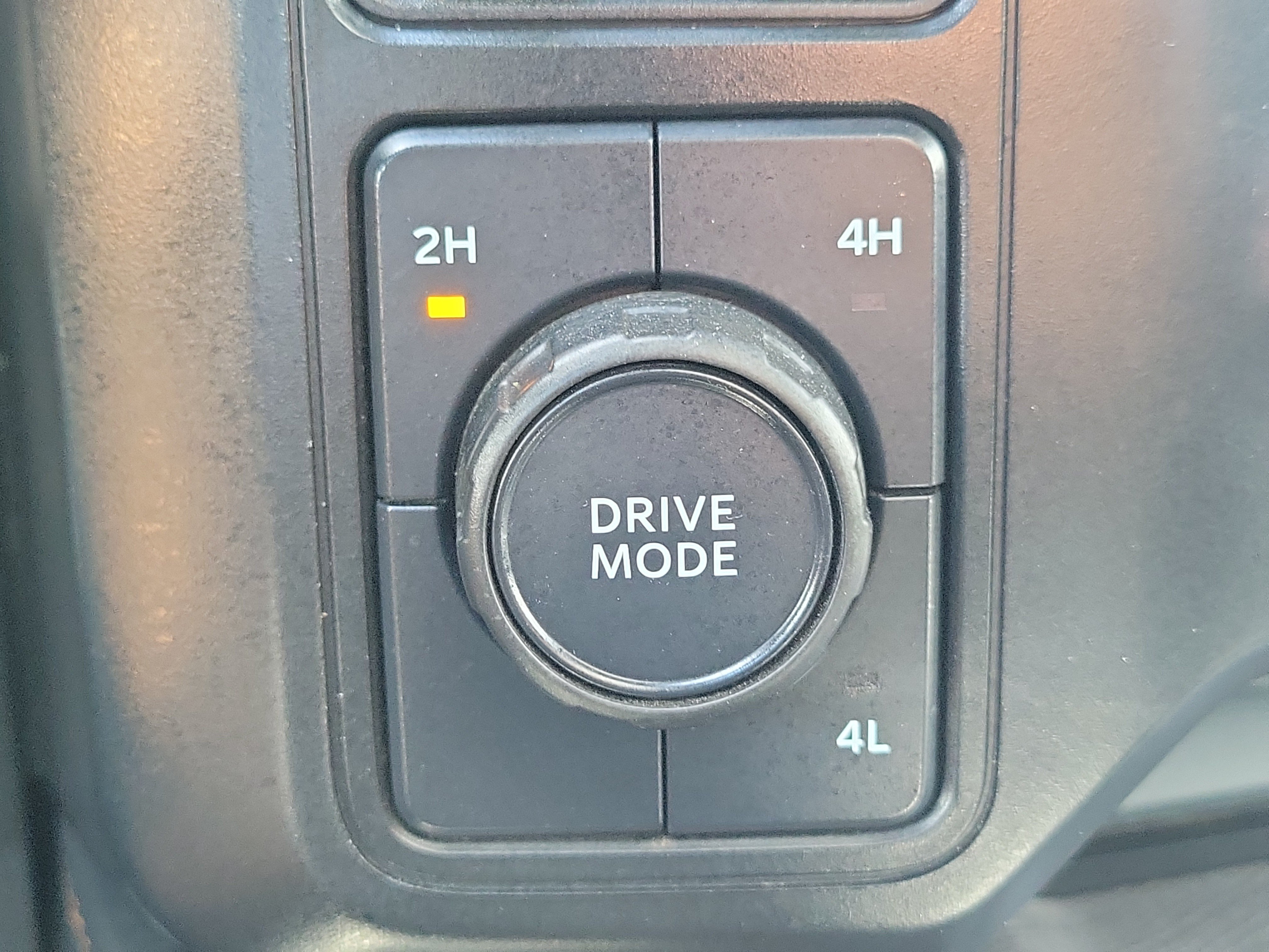 Certified 2024 Ford F350 Platinum AWD/4WD image 27