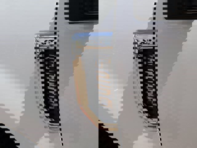 Certified 2021 Ford F250 XLT w/ XLT Premium Package image 32