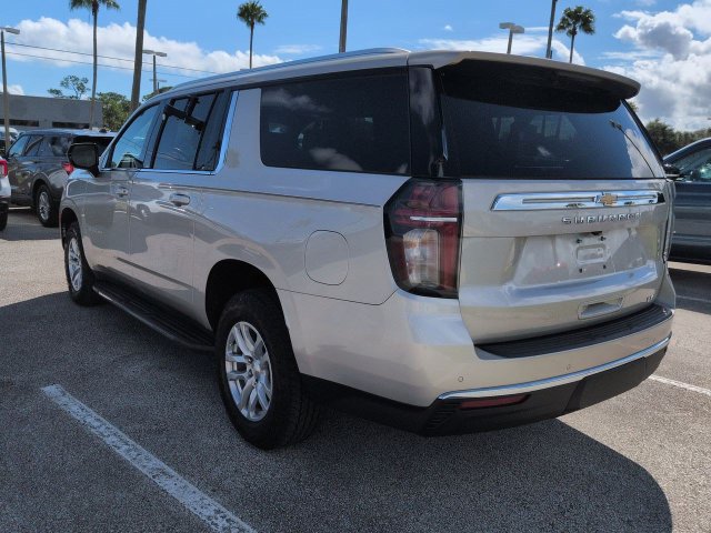 Used 2023 Chevrolet Suburban LT AWD/4WD image 6