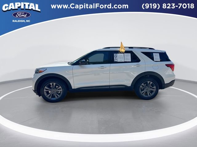 Certified 2023 Ford Explorer XLT w/ Equipment Group 202A AWD/4WD image 5