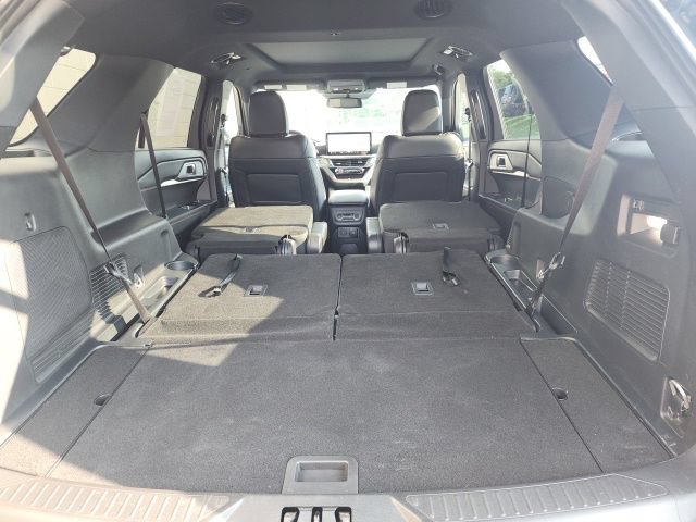 Certified 2025 Ford Explorer ST-Line w/ Premium Package AWD/4WD image 22