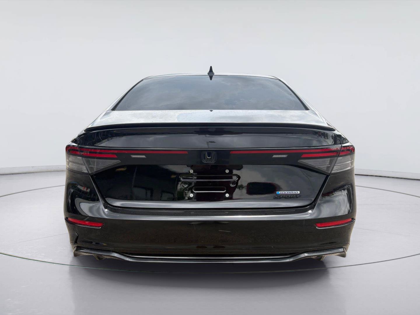 Used 2023 Honda Accord Sport image 4