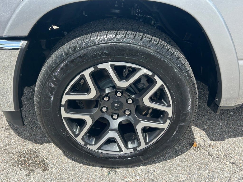 Used 2025 RAM 1500 Laramie image 63