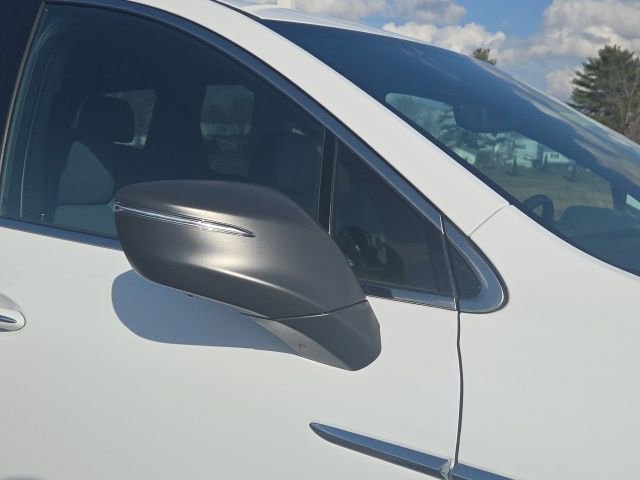 Used 2024 Buick Enclave Premium image 9