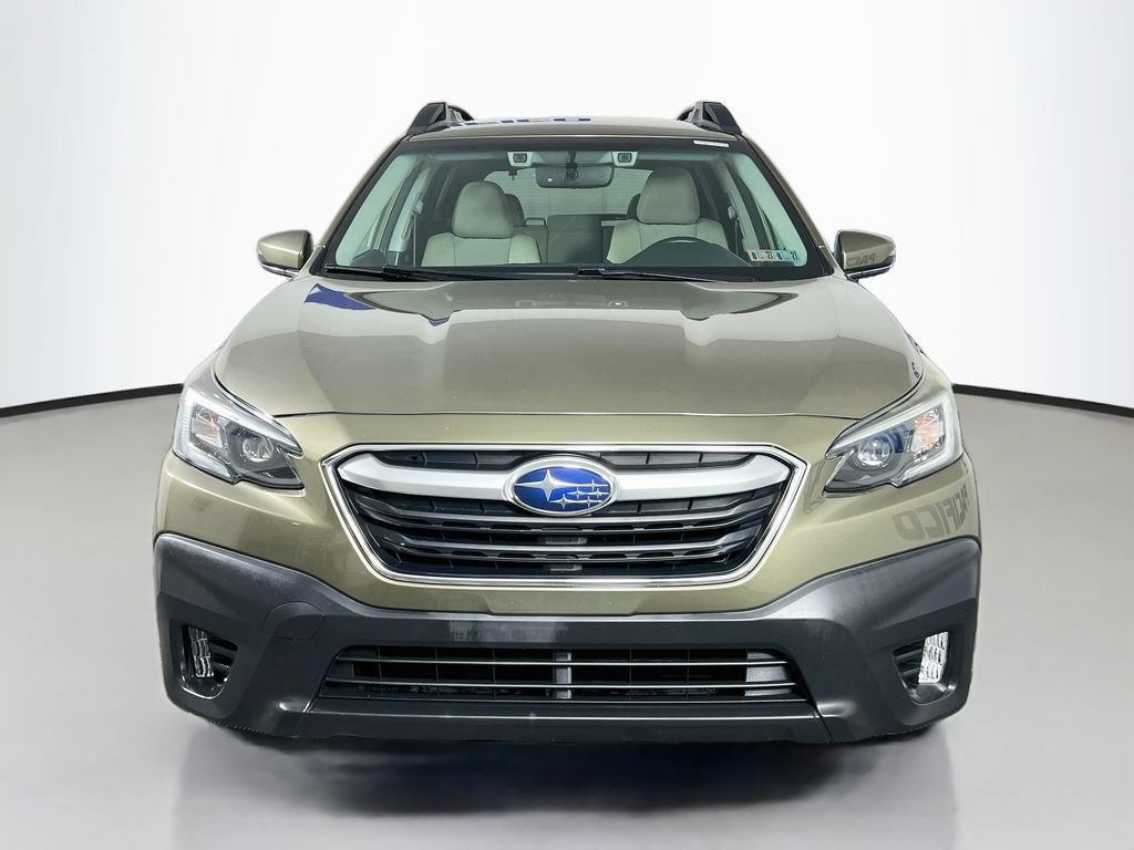 Used 2020 Subaru Outback Premium w/ Popular Package #1 AWD/4WD image 3