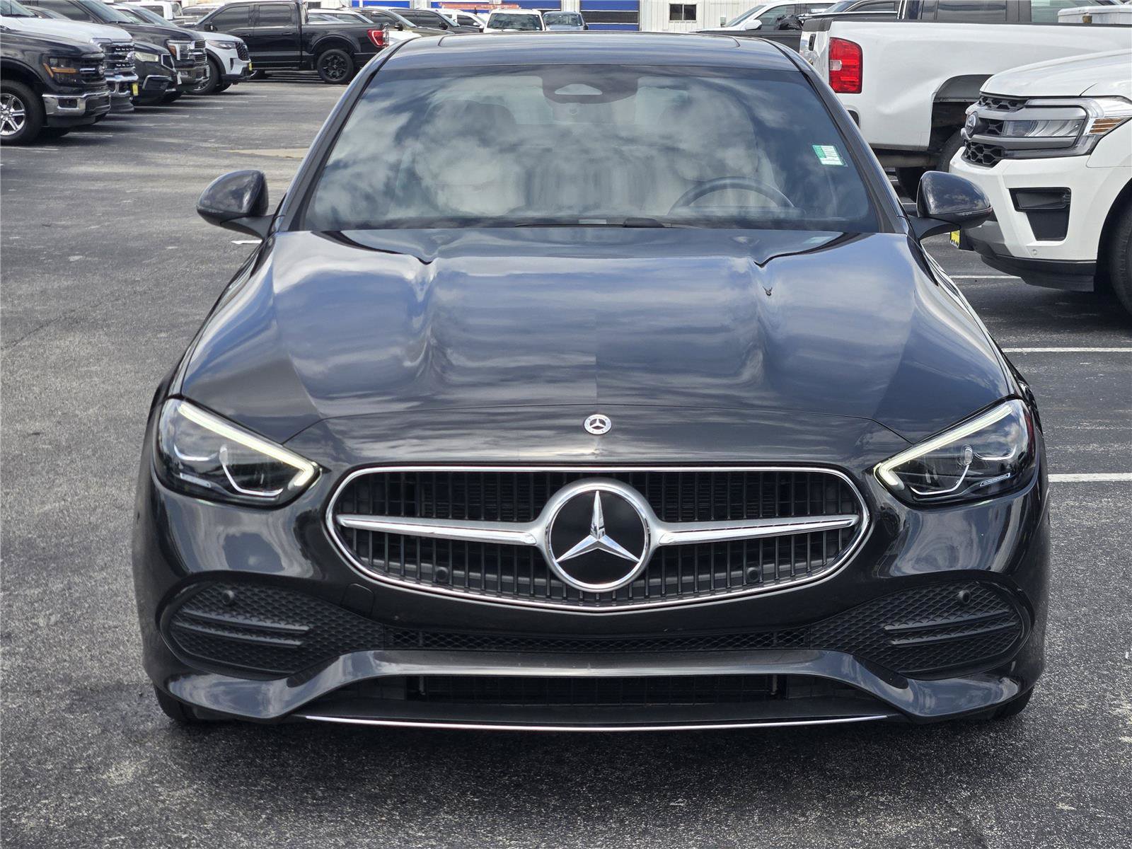 Used 2025 Mercedes-Benz C 300 Sedan video 2