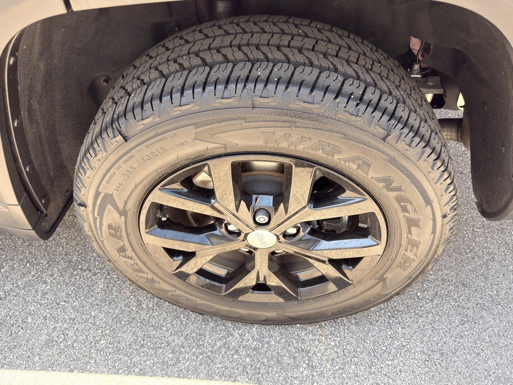 Used 2021 Jeep Grand Cherokee L Limited image 34