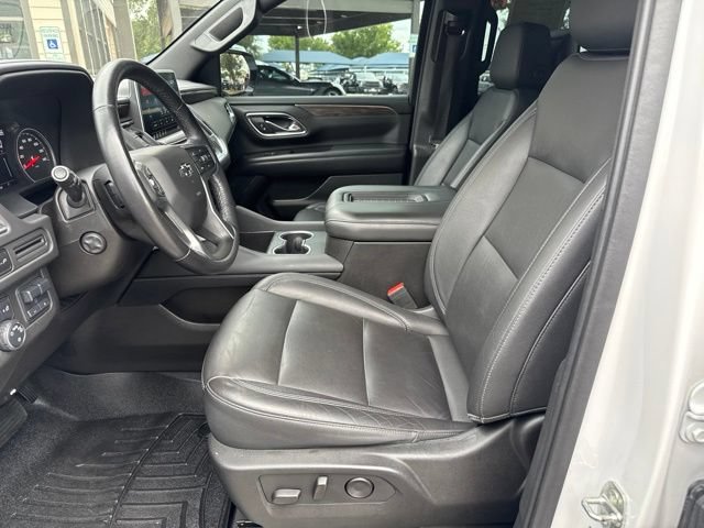 Used 2021 Chevrolet Tahoe Z71 w/ Z71 Off-Road Package AWD/4WD image 18