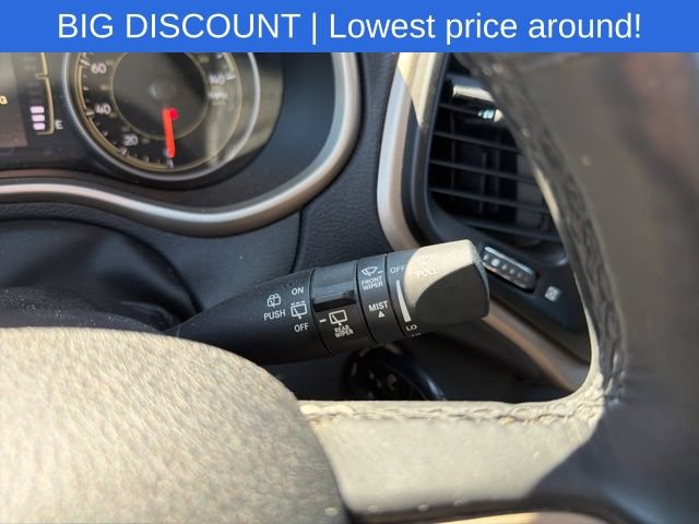 Used 2017 Jeep Cherokee Latitude w/ True North Edition AWD/4WD image 38