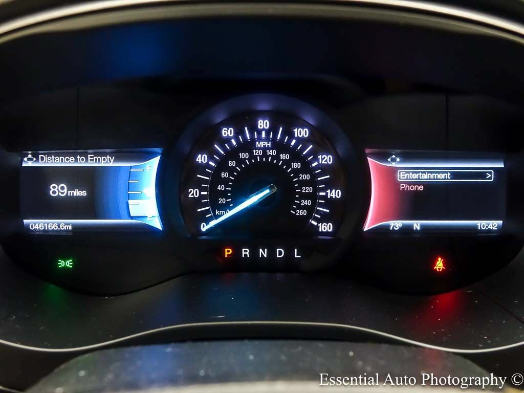 Certified 2018 Ford Fusion SE w/ Fusion SE Technology Package FWD image 16